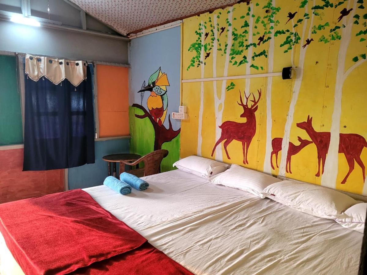 Om D S Cafe 51 & Beach Stay Gokarna (Karnataka) Exterior photo